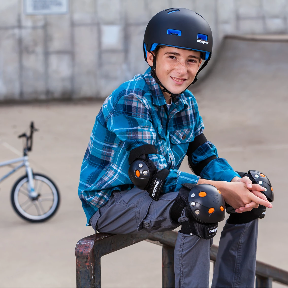 Budget ๐ Mongoose Gel Knee And Elbow Pads ๐ 6 Budget ๐ Mongoose Gel Knee And Elbow Pads ๐ - Image 4