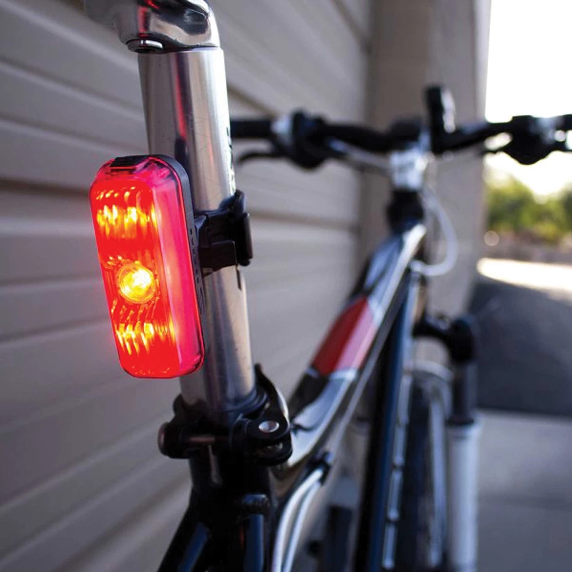 Wholesale 🛒 SERFAS Vulcan 130 Lumen Rear Light 👍 4 Wholesale 🛒 SERFAS Vulcan 130 Lumen Rear Light 👍 - Image 2