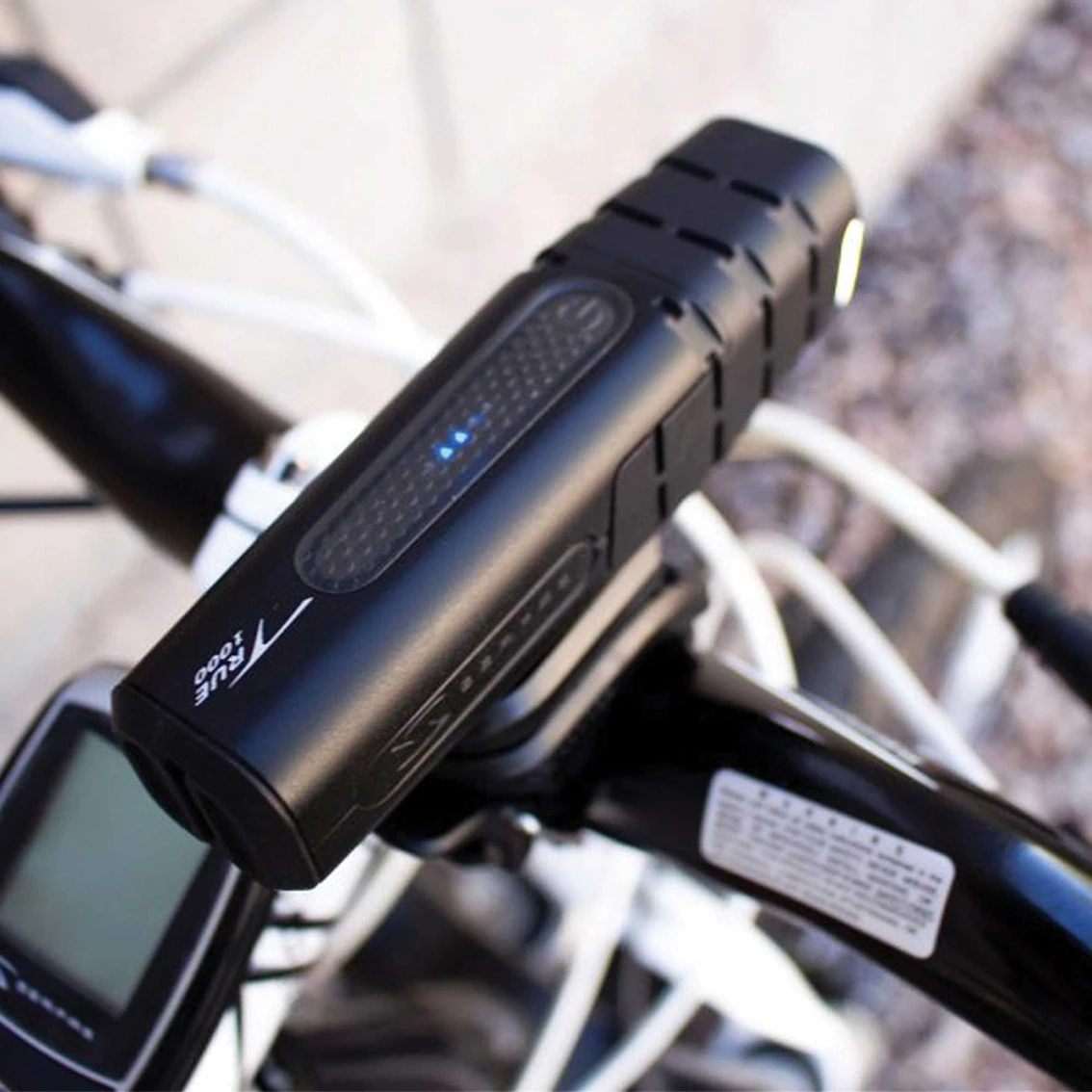 Top 10 ๐ SERFAS True 600 Lumen MTB Front Light โ 4 Top 10 ๐ SERFAS True 600 Lumen MTB Front Light โ - Image 2